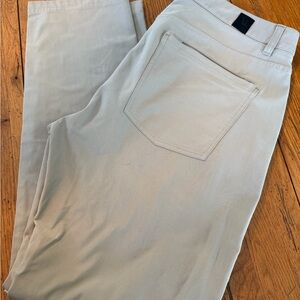 VUORI men’s Beige Pants